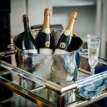 Large Palace Champagne Bath